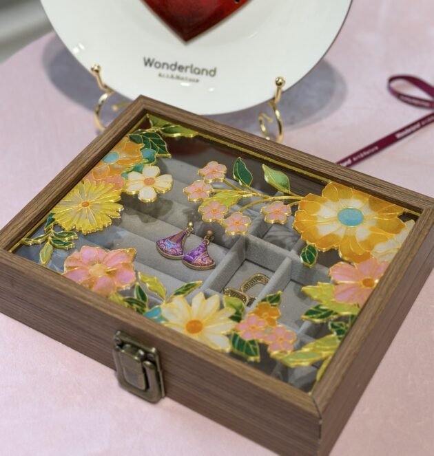 景泰藍掐絲琺瑯首飾盒工作坊– Wonderland Art Healing
